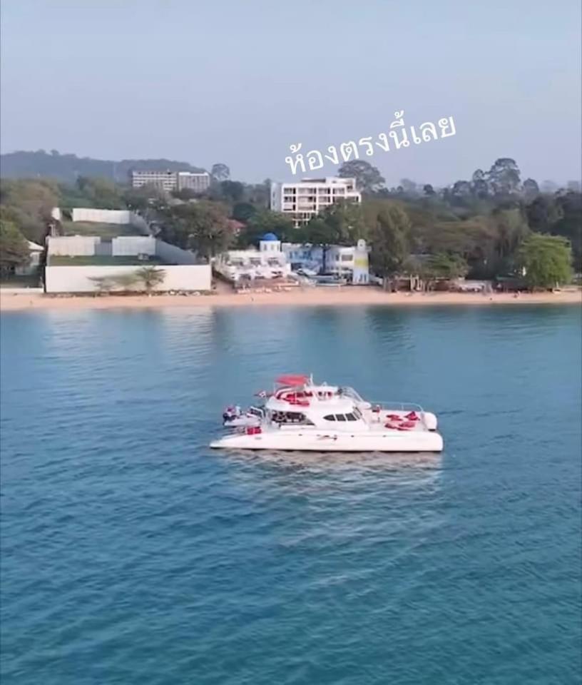 Apartamento Deamber Bangsare Pattaya Bang Sare Exterior foto