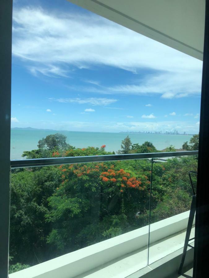 Apartamento Deamber Bangsare Pattaya Bang Sare Exterior foto