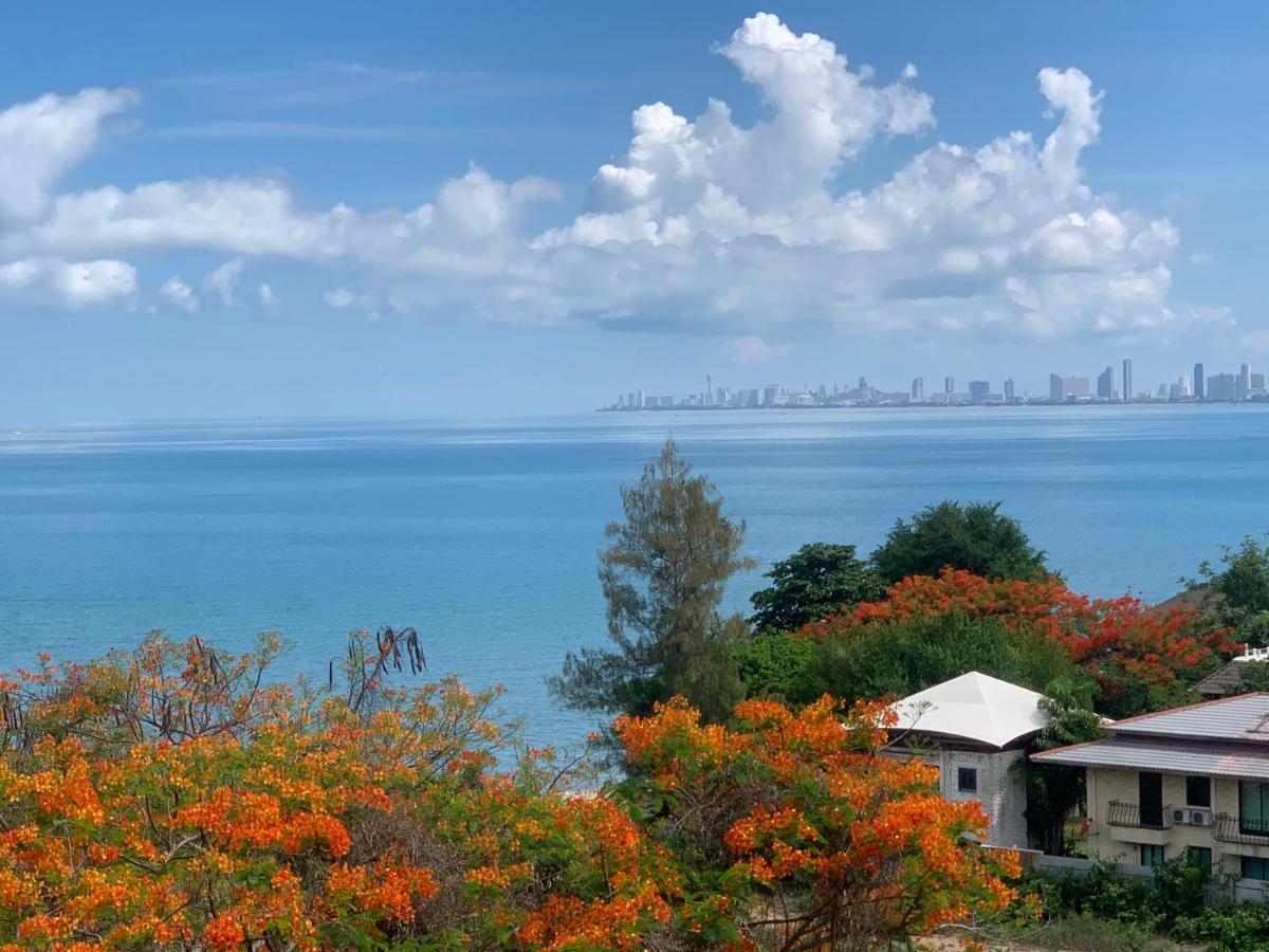 Apartamento Deamber Bangsare Pattaya Bang Sare Exterior foto